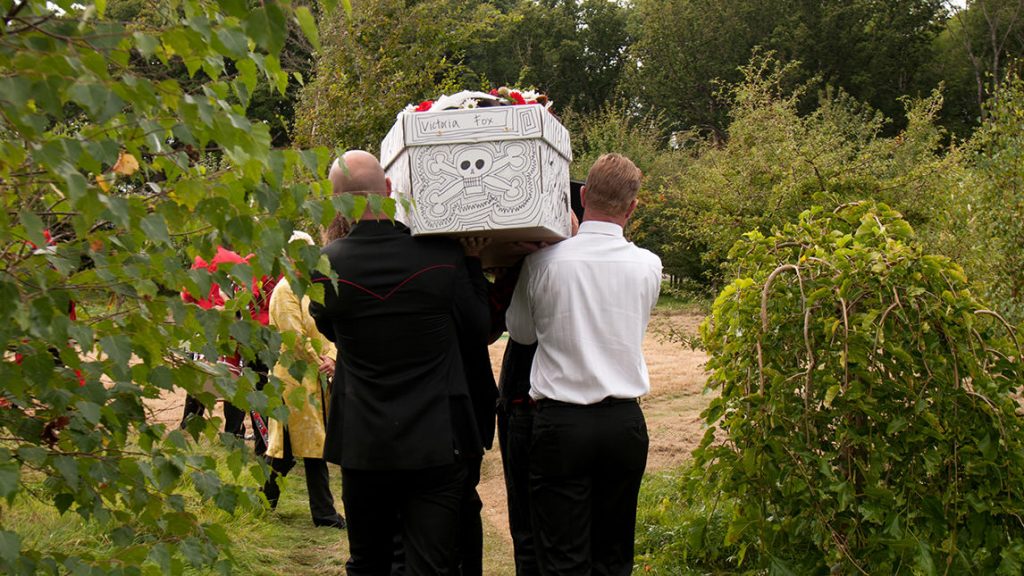 Arka Original Funerals » Burials